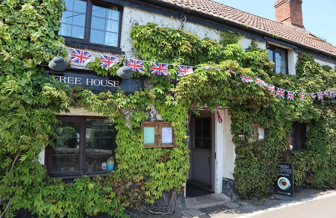 The White Horse Inn-1