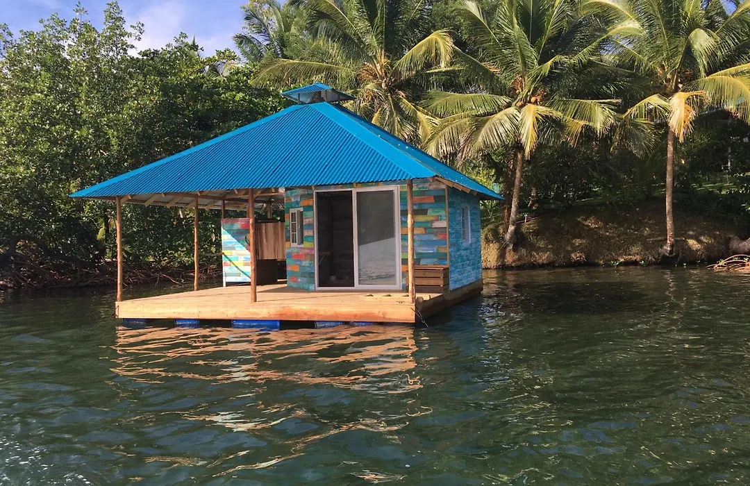 El Toucan Loco Floating Lodges-1