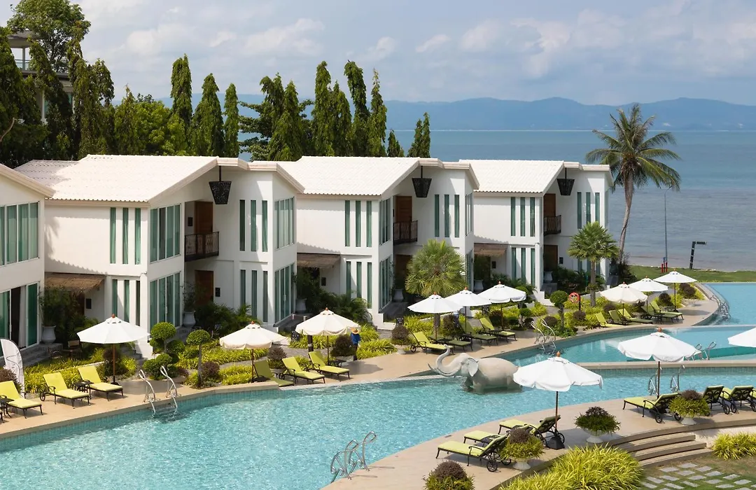Vannee Golden Sands Beachfront Resort-1