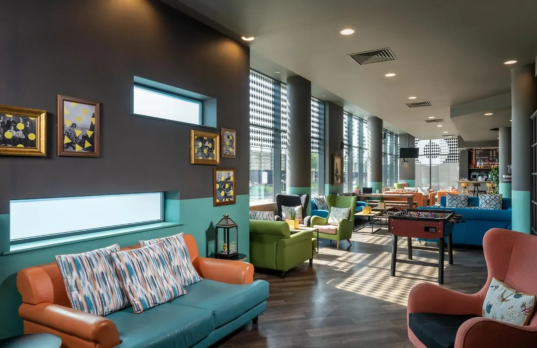 Leonardo Hotel Brighton-1