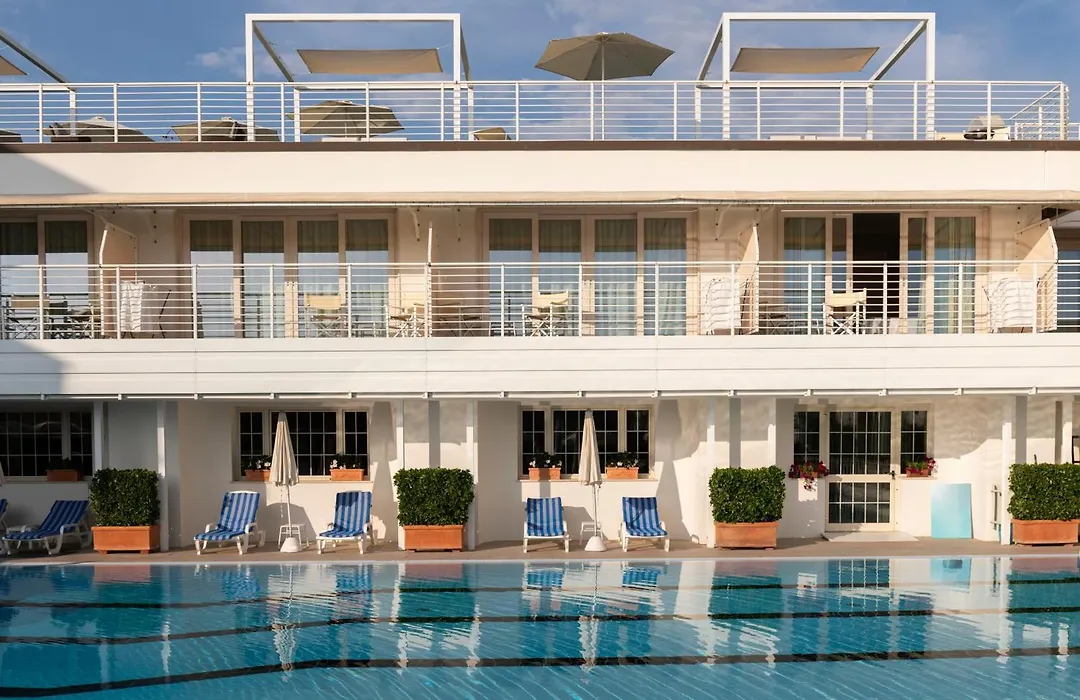 Grand Hotel & Riviera-1