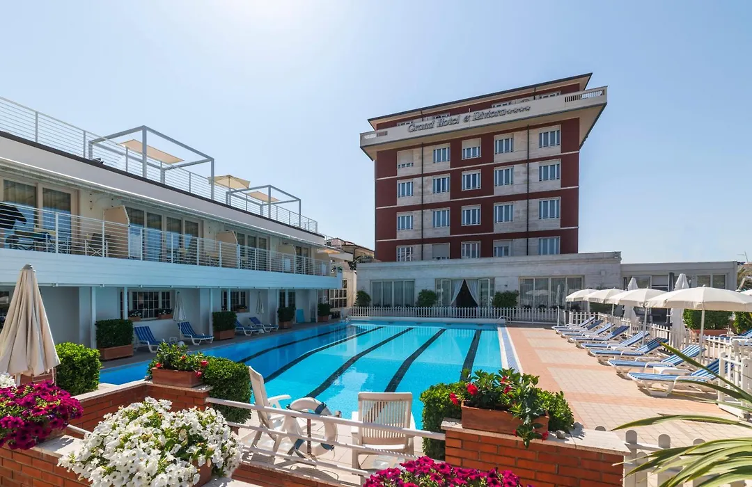 Grand Hotel & Riviera-1