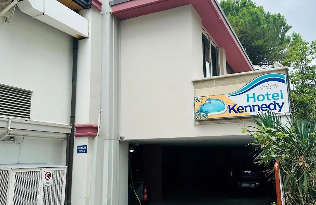 Hotel Kennedy-1