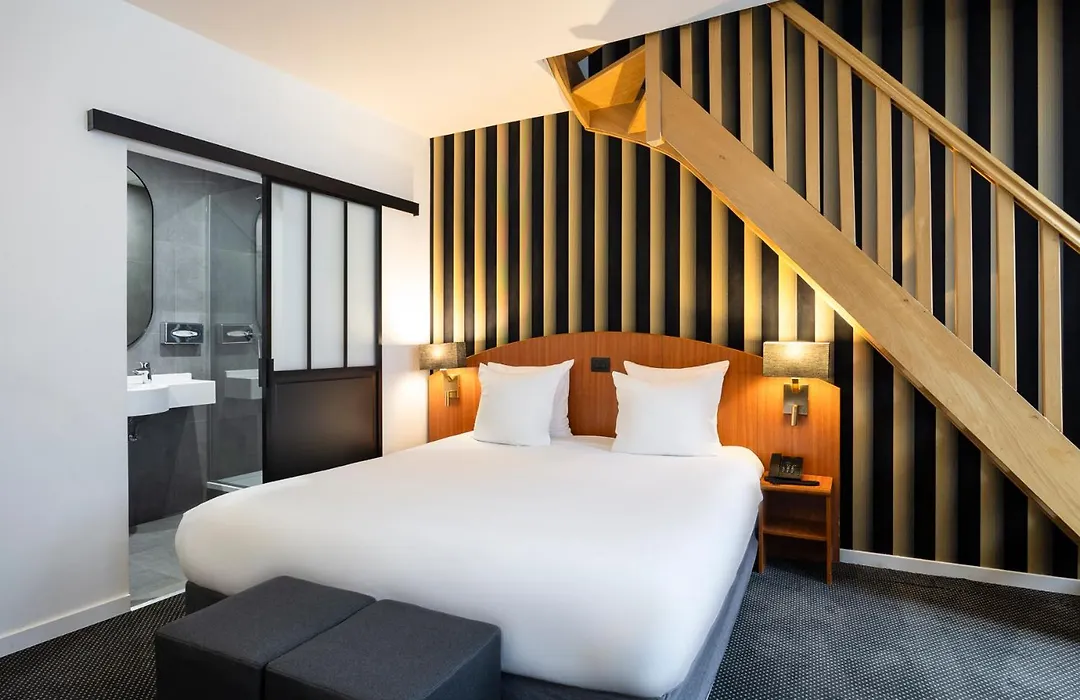 Aris Grand Place Hotel-1
