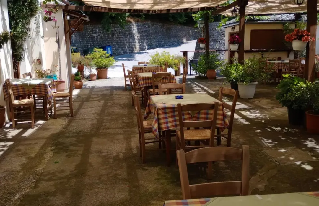 Hotel Erotas-1