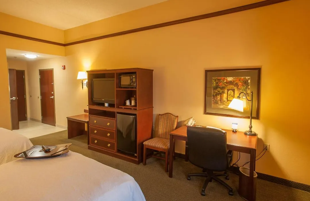 Hampton Inn & Suites Stillwater-1