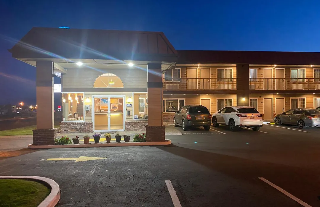 Days Inn By Wyndham Newport Or-1