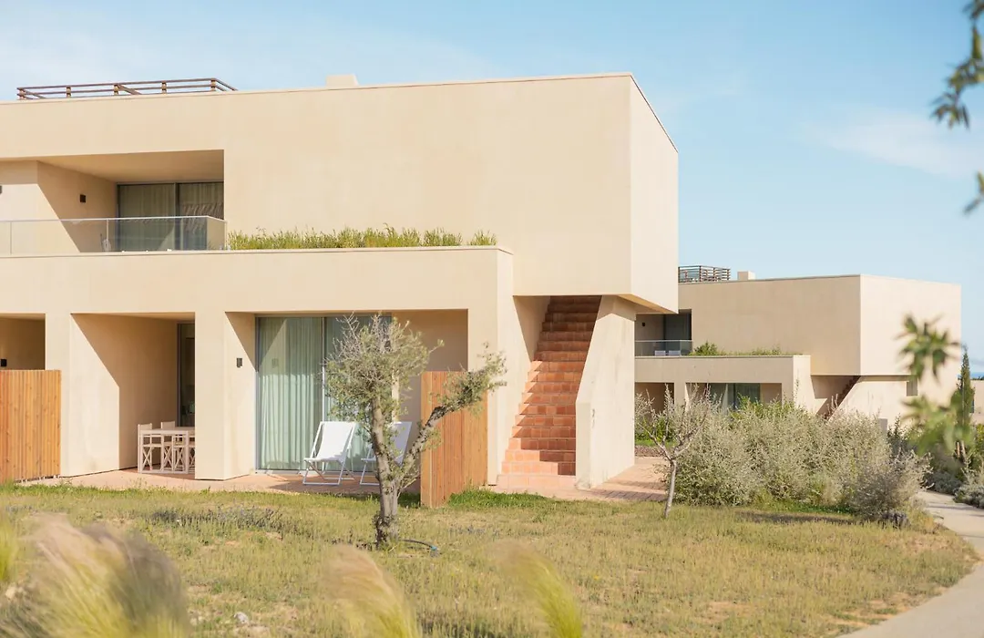 White Shell Beach Villas-1