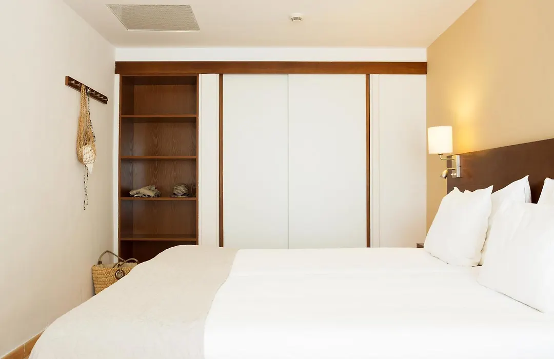 Sunprime Atlantic View Suite & Spa-1