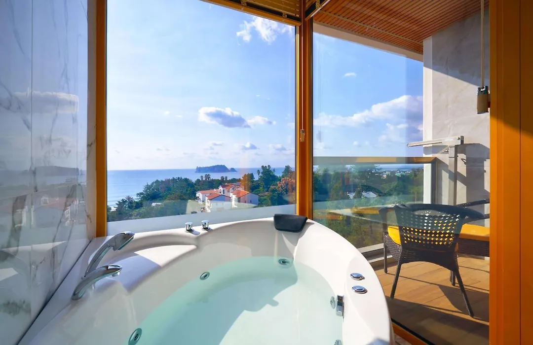 Goldone Hotel & Suites-1