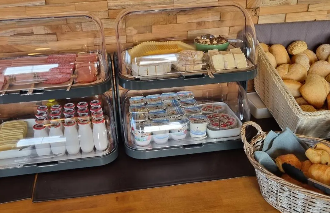 Hotel Westendia inclusief Parking&Top Breakfast !-1