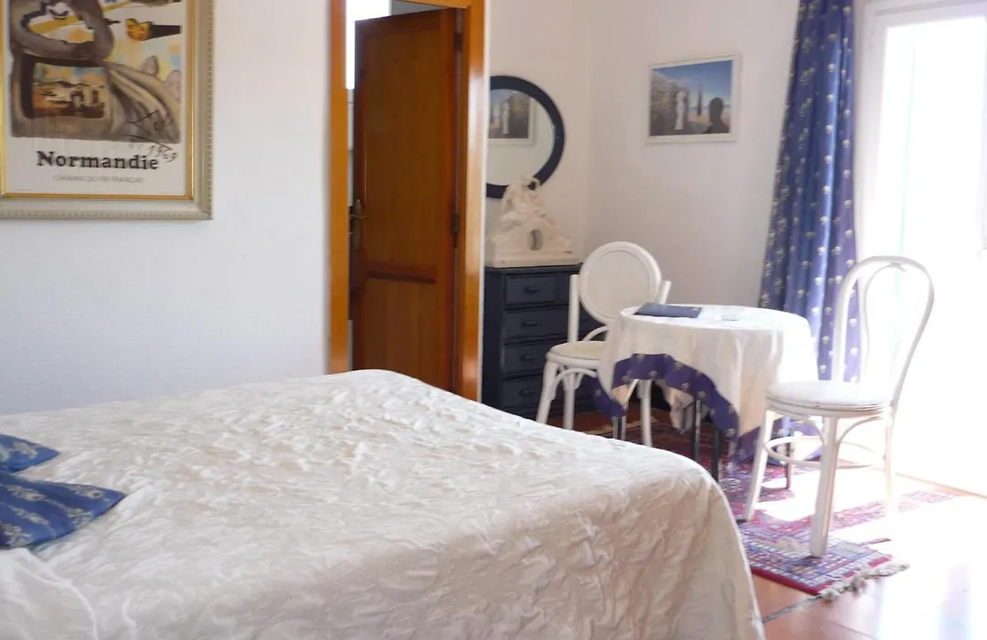 Hotel Port-Lligat-1