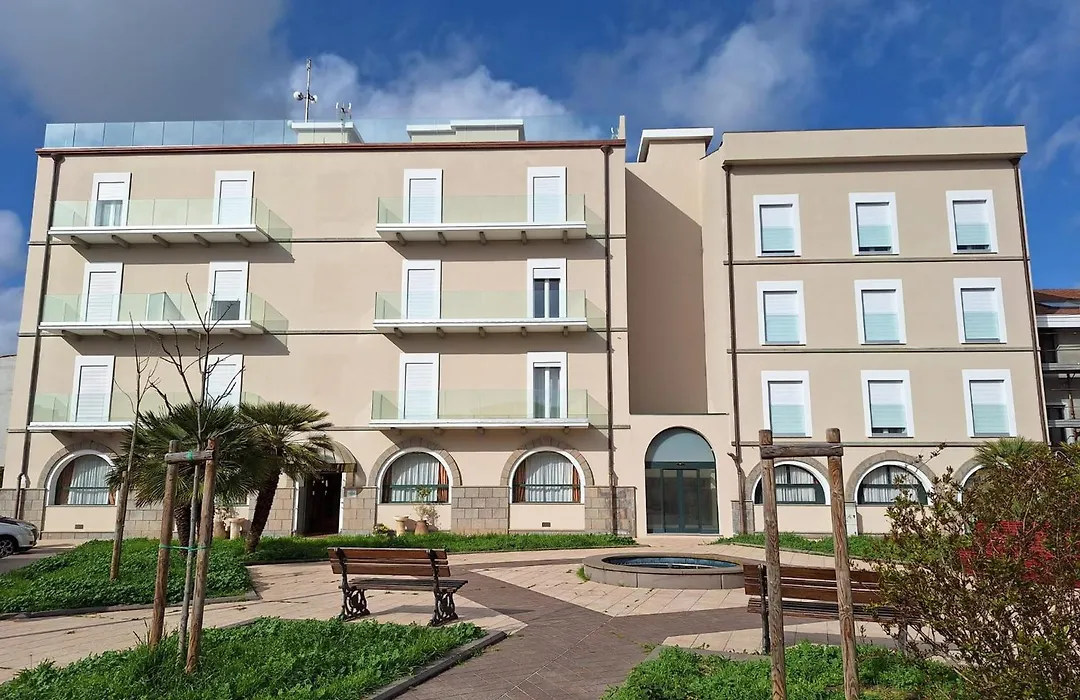 Hotel Villa Delle Rose-1
