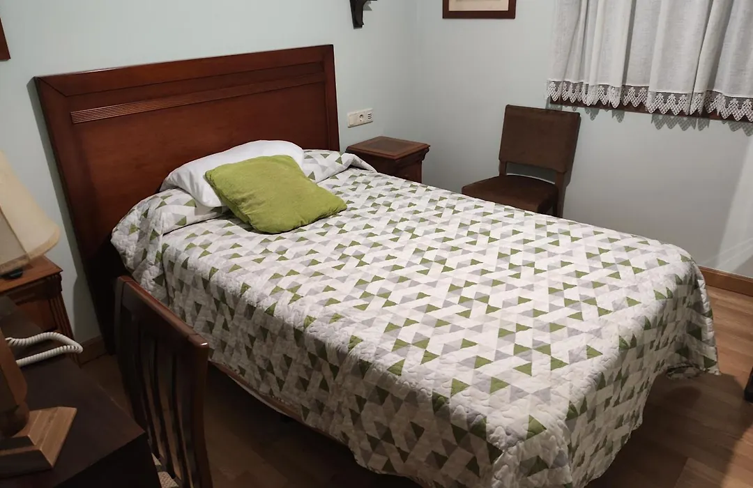 Hotel Azkue-1