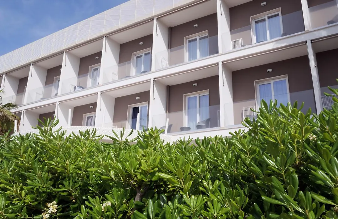 Ticho'S Greenblu Hotel-1