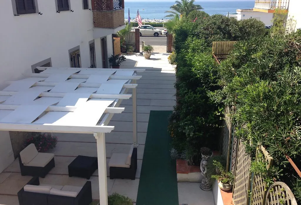 Hotel La Rosetta Scauri-1