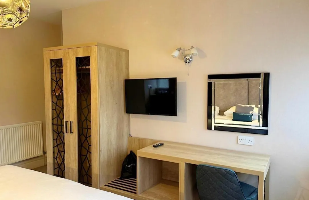 Caerwylan Hotel-1