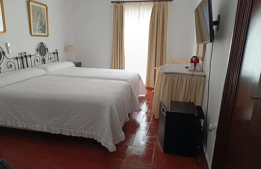 Hostal Gran Capitan-1