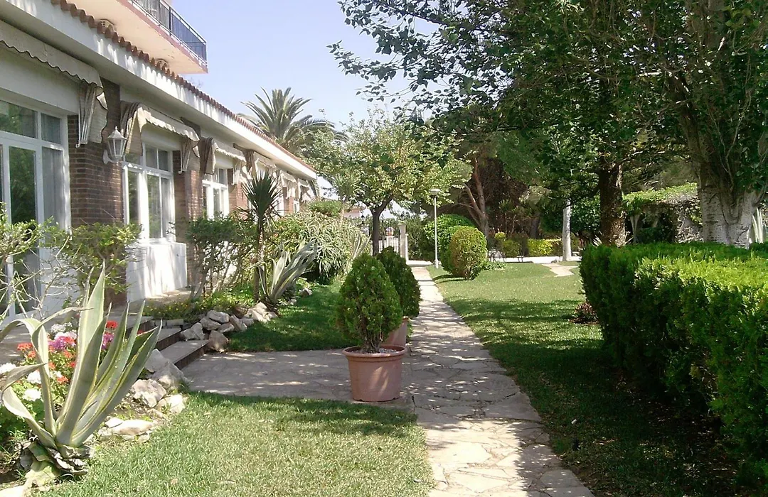 Hotel Roca-1