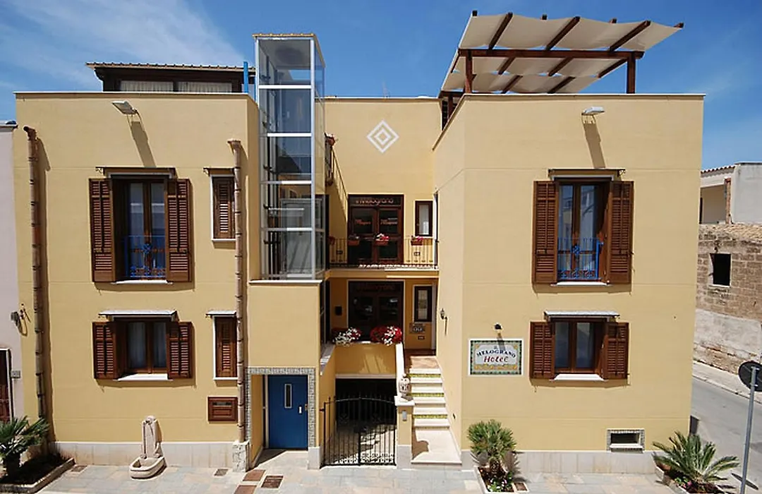 Hotel Il Melograno-1