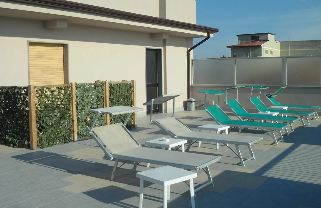 Hotel Eden-1
