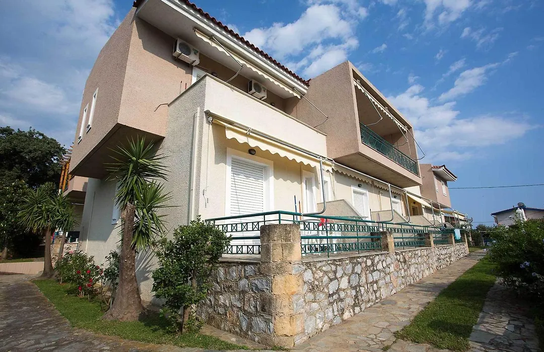 Remvi Hotel - Apartments-1