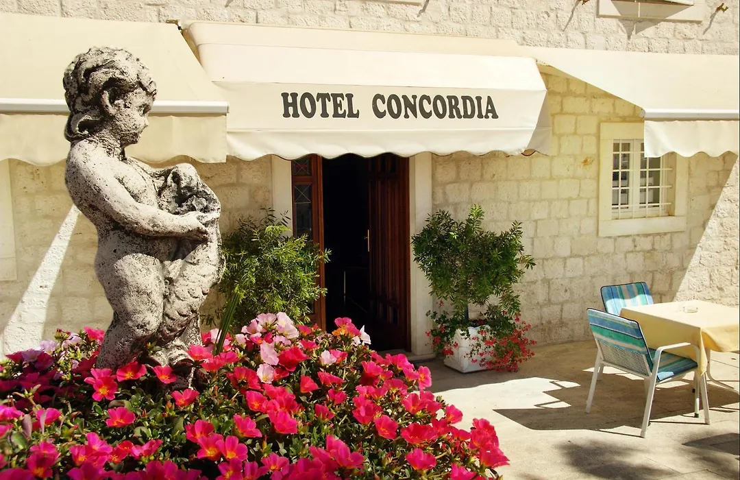Hotel Concordia-1