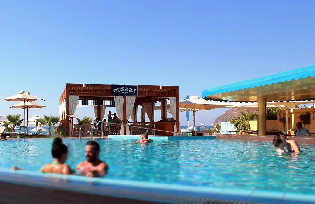 Thalassa Beach Resort & Spa (Adults Only)-1