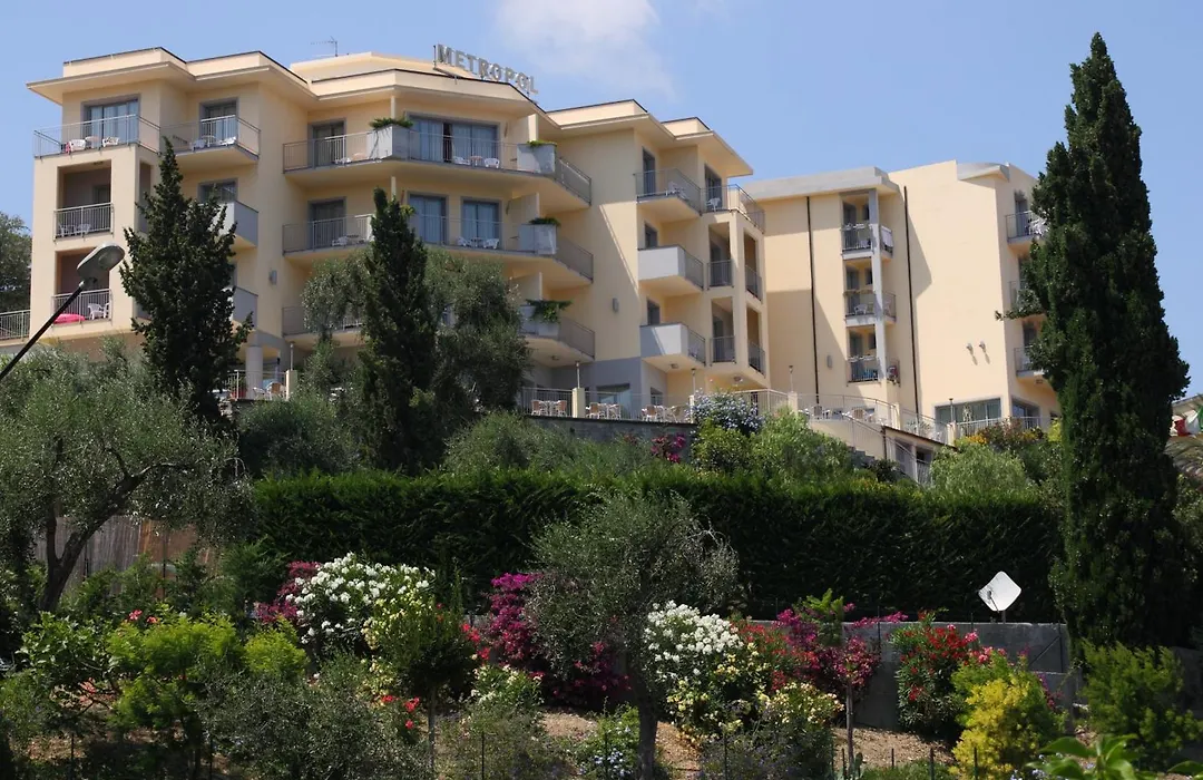 Hotel Metropol-1