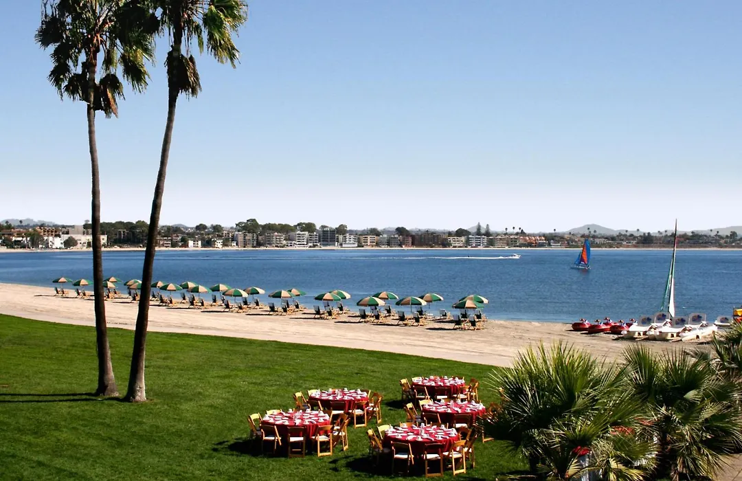 Catamaran Resort Hotel And Spa-1