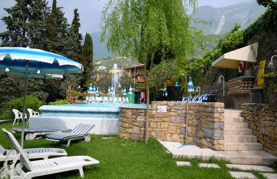 Beach Hotel Du Lac Malcesine-1