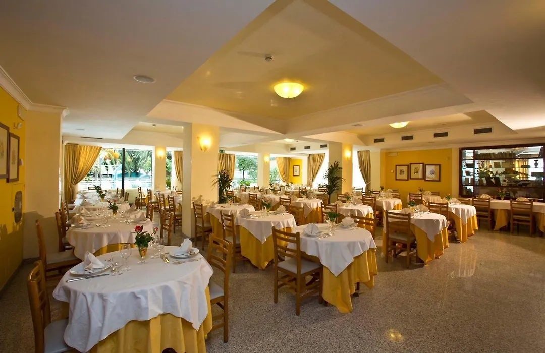 Hotel Sayonara-1