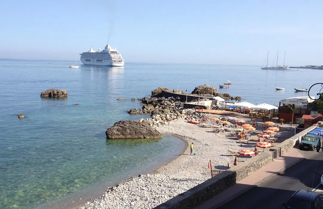 B&B Miramare-1