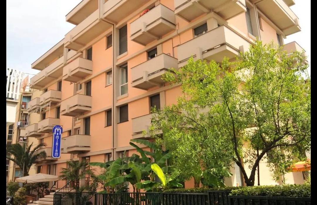Hotel Miriam-1