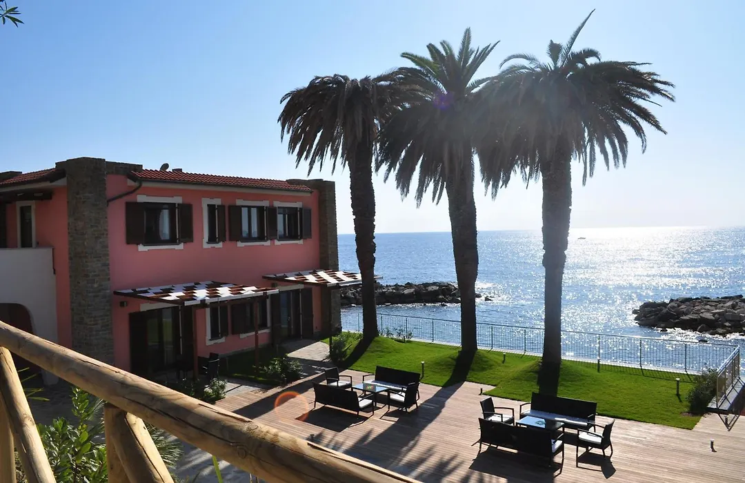 Residence Tre Palme-1