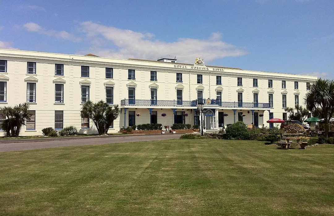 Royal Norfolk Hotel-1