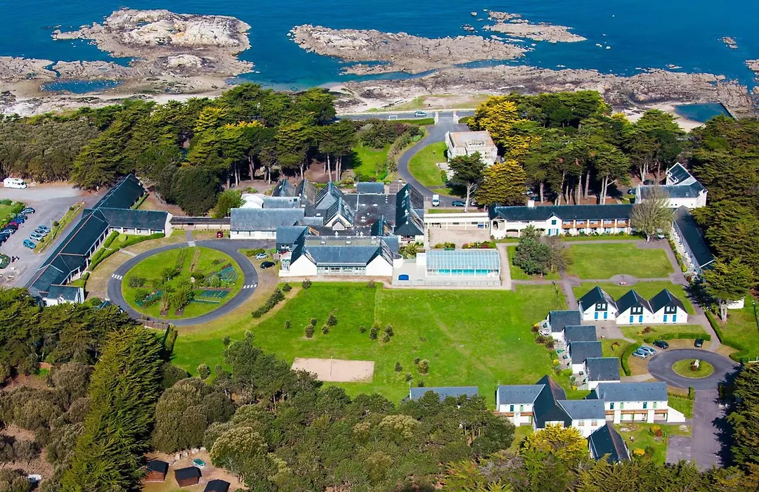 Domaine De Port Aux Rocs-1