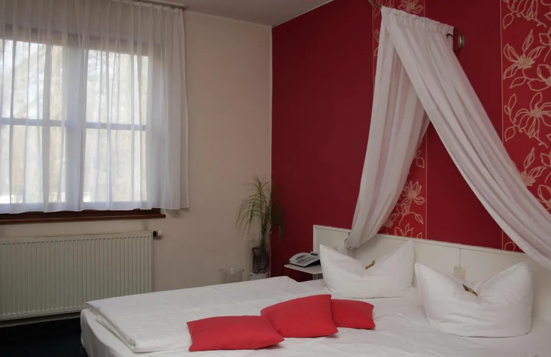 Jembo Park Hotel-1