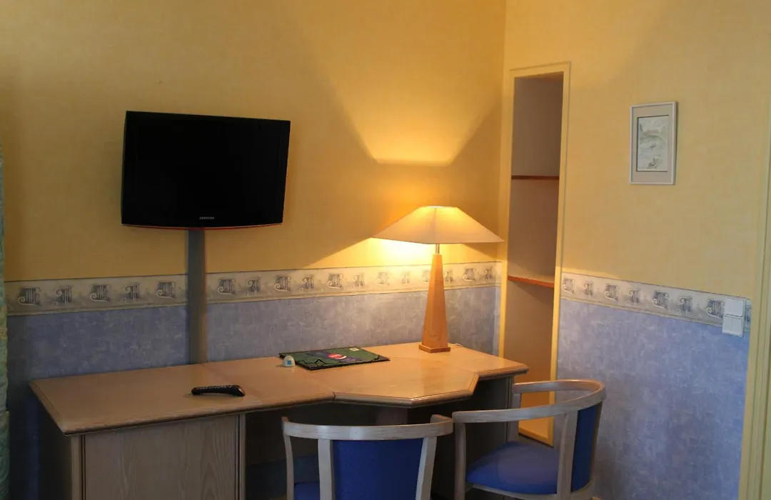 Hotel Des Bains-1