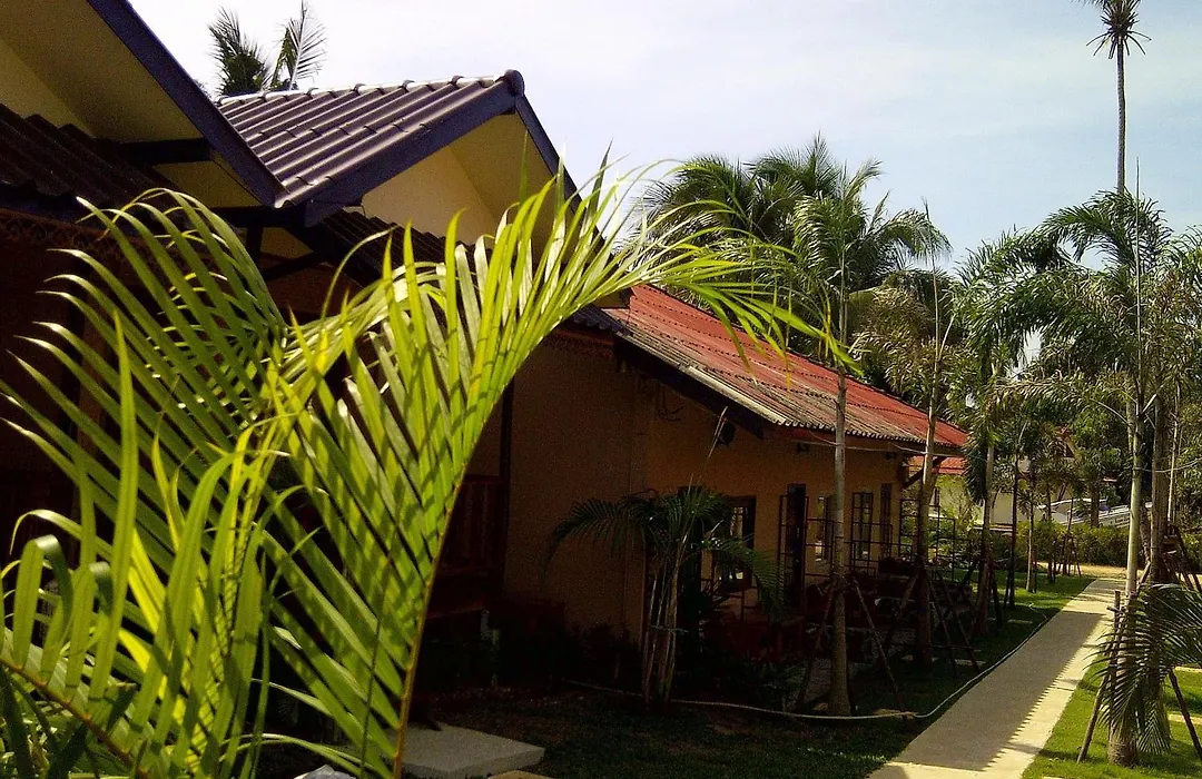 Paradise Bungalows-1