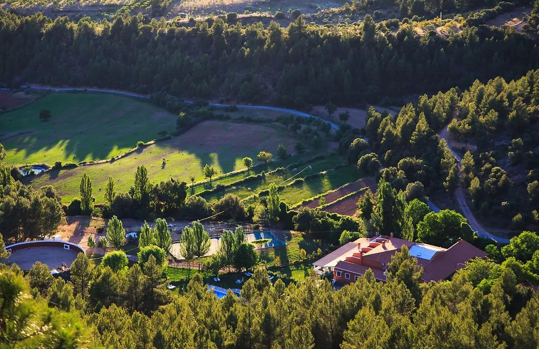 Hospedium Hotel Val De Pinares-1