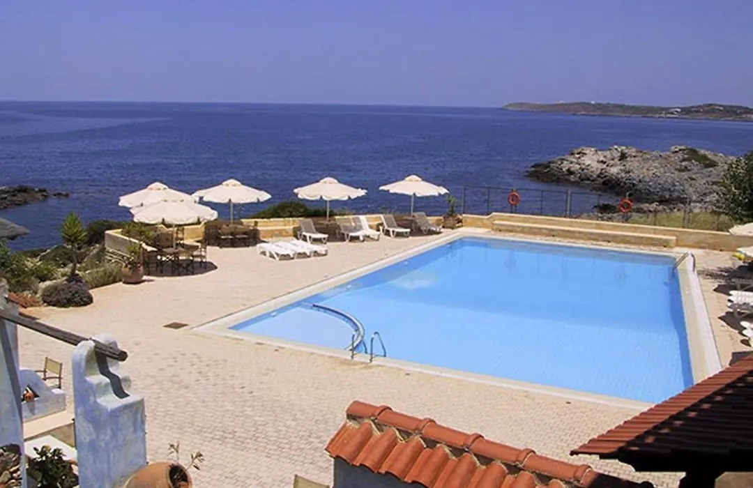 Giorgi'S Blue Apartments-1