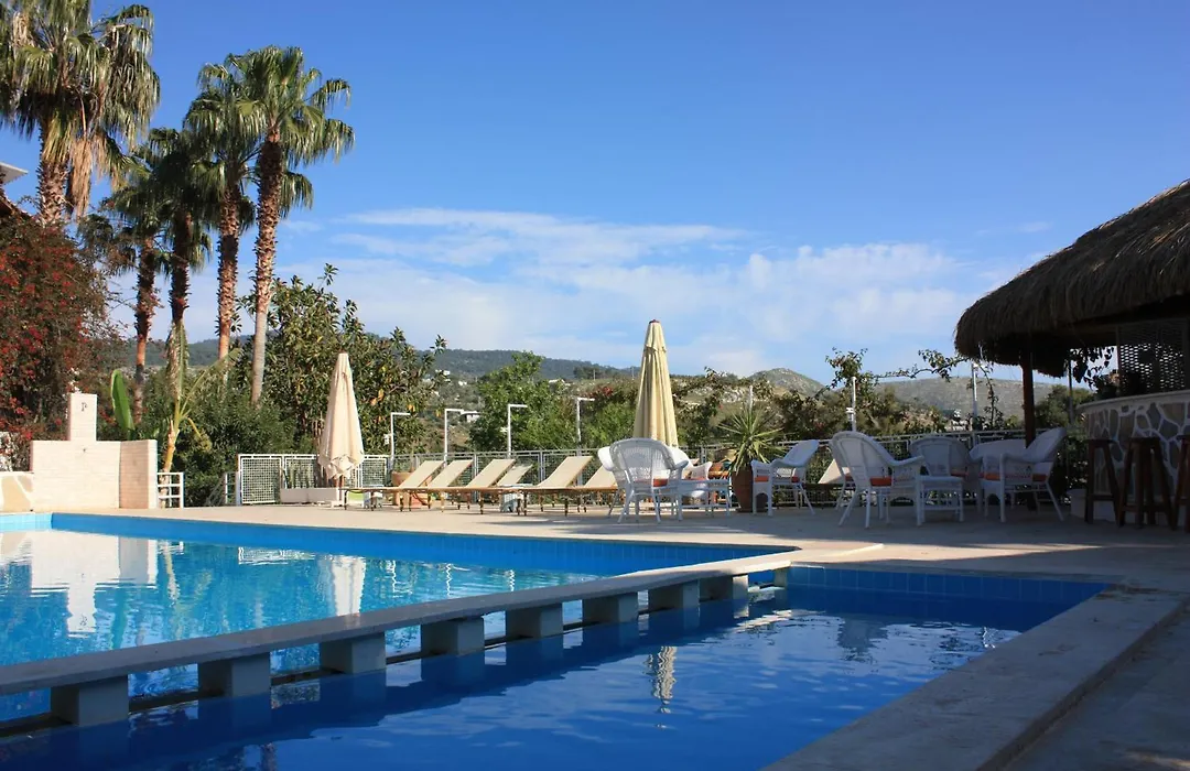 Pataros Hotel-1