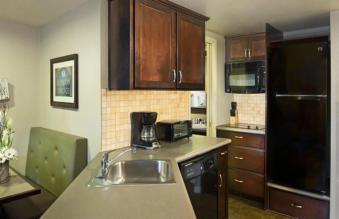 London Bridge Resort-1