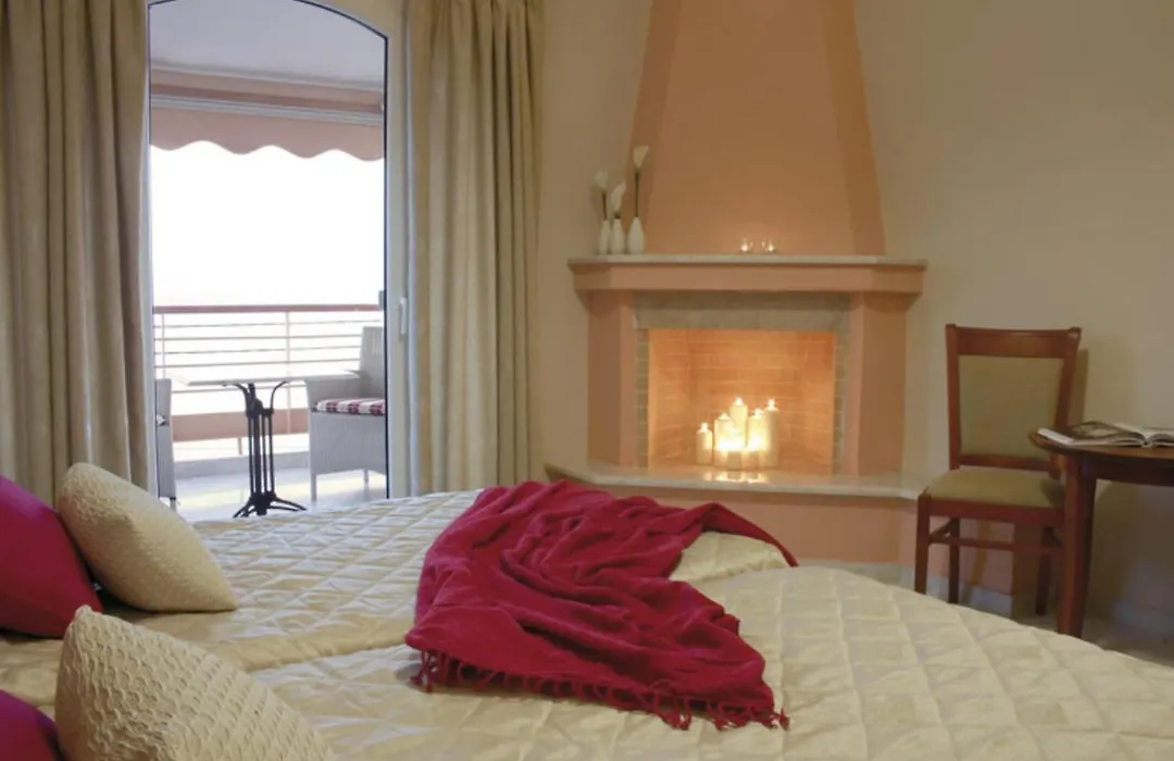 Over Sea Rooms & Villas-1