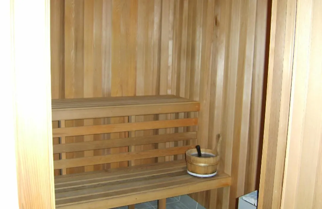 Surfers International Apartments-1