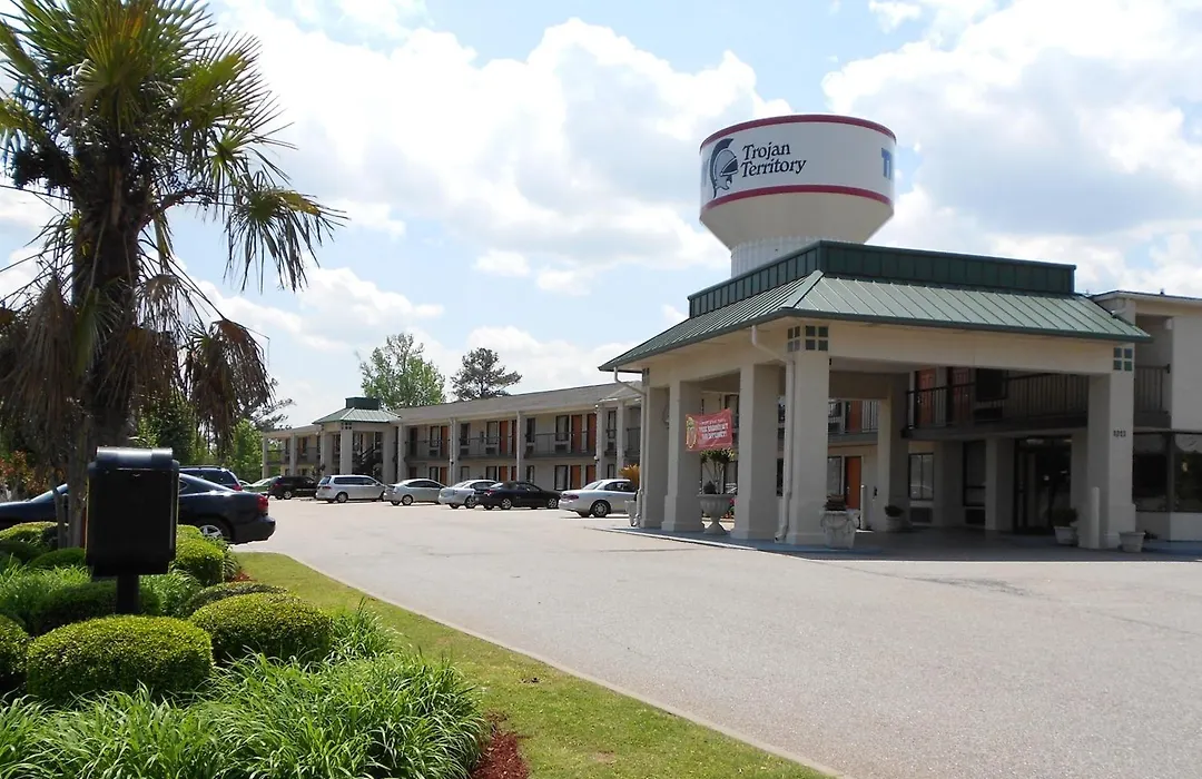 Baymont By Wyndham Troy-1