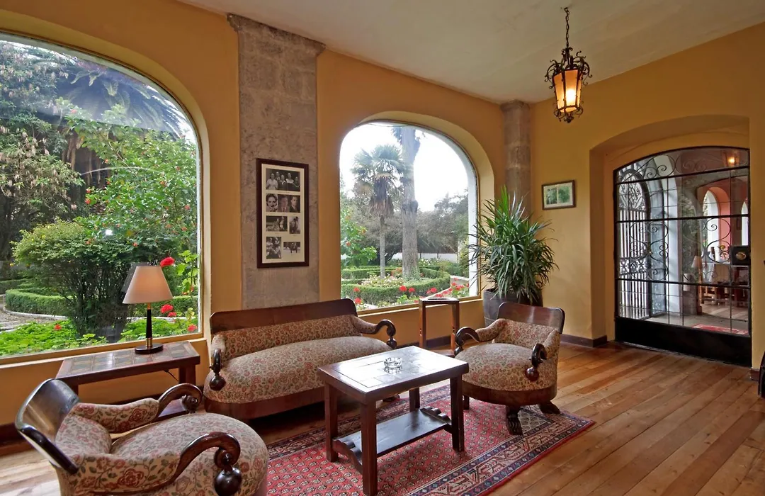 Hacienda La Cienega-1