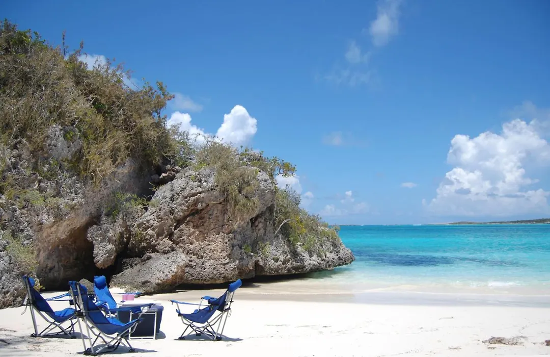 Paradise Bay Bahamas-1