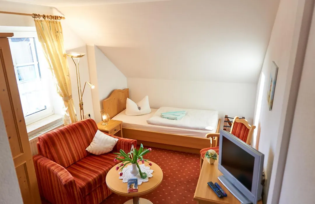 Pension Haus Strandeck-1